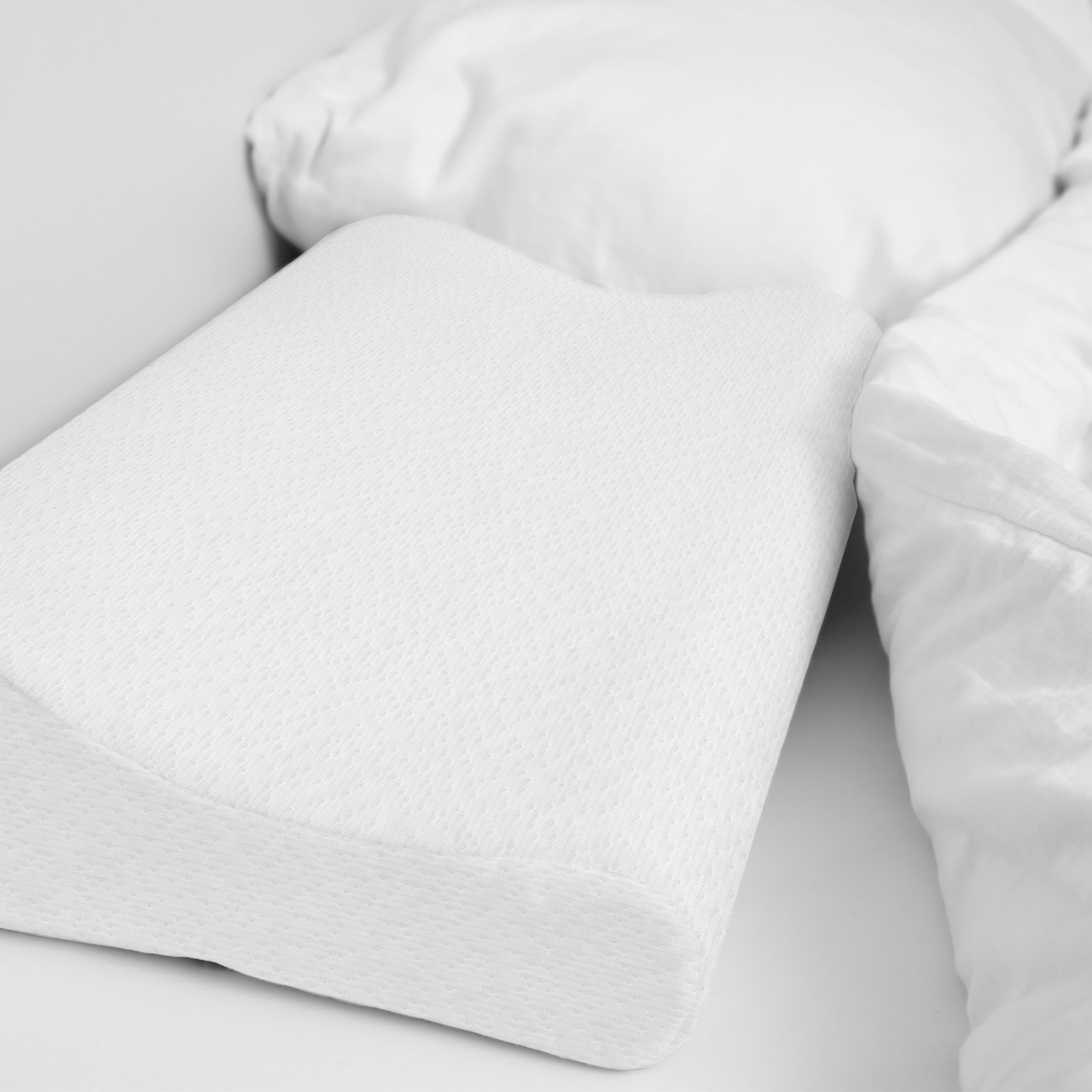 Подушка анатомическая Verossa Black, 60 x 40см