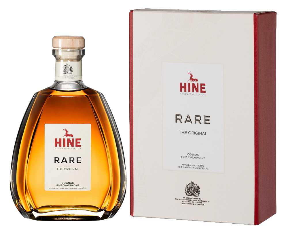Коньяк Hine Rare Fine VSOP в подарочной упаковке, 0.7л