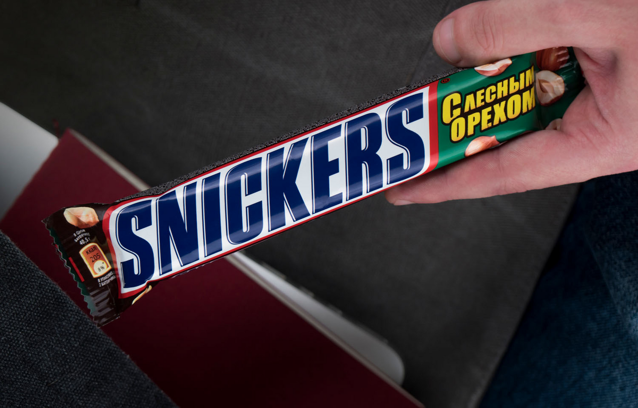 Шоколадный батончик snickers 50гр