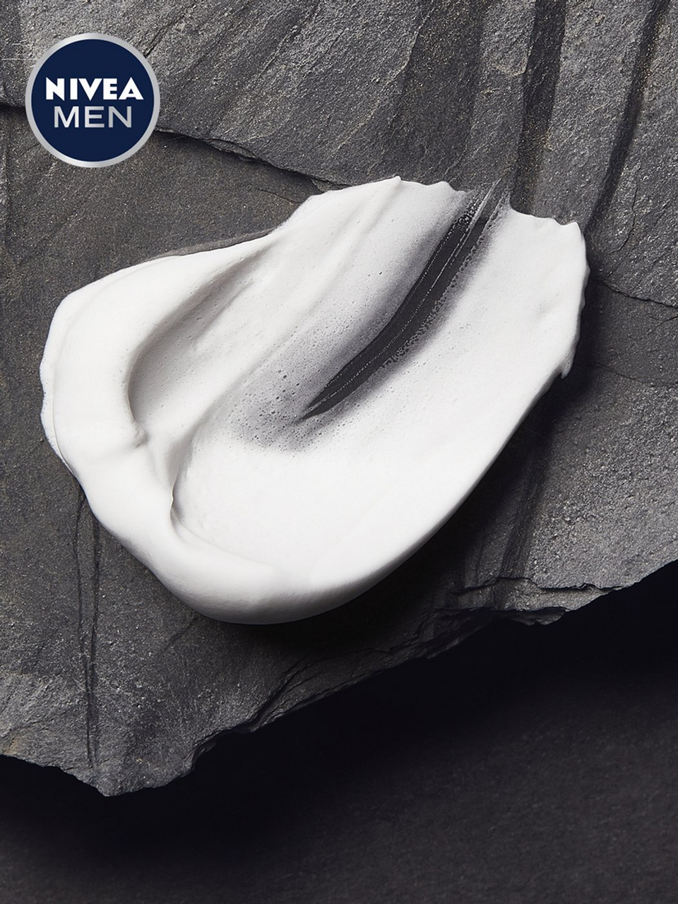 Пена для бритья Nivea Men Ultra с активным углем 200 мл