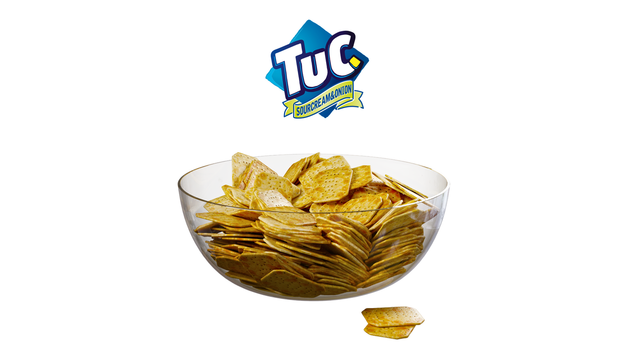 Крекер TUC cо вкусом сметаны и лука 100г