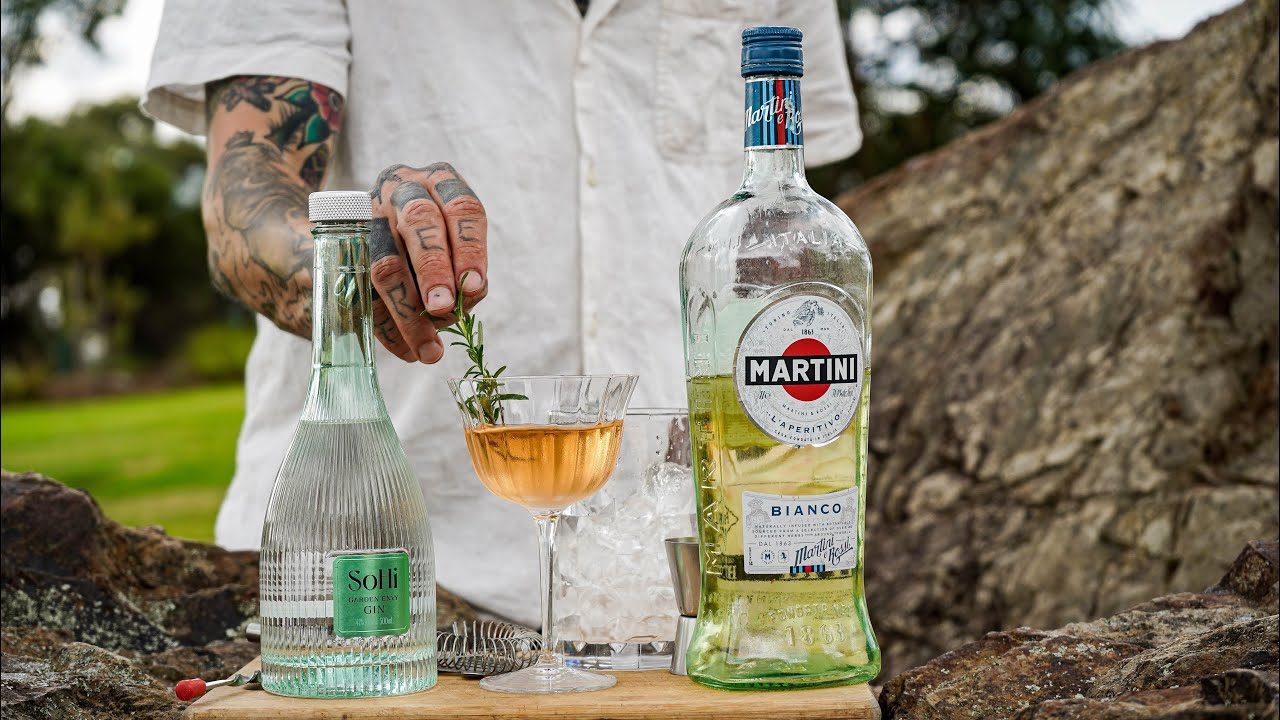 Напиток винный Martini Bianco белый сладкий, 1л