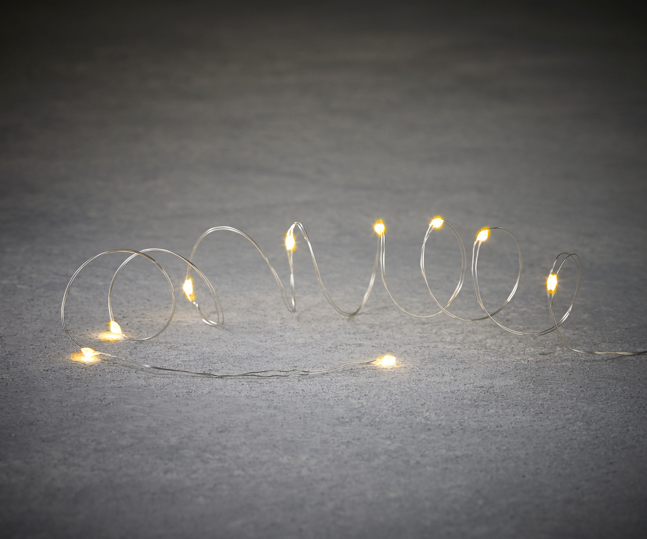 Гирлянда роса ChristmasDeLux теплый белый 10Led, 90см