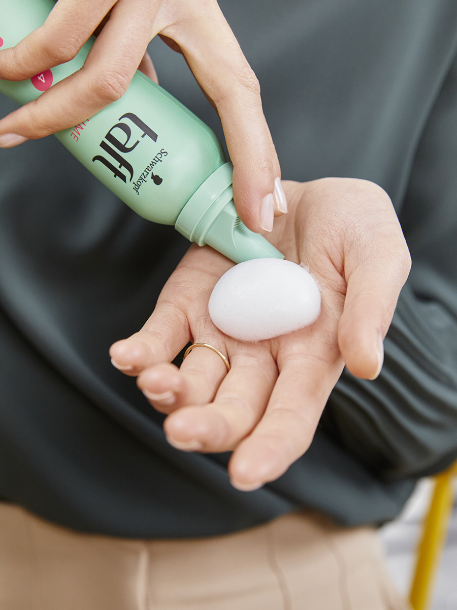 Пена для укладки волос Taft три погоды Объем сверхсильная фиксация 150мл