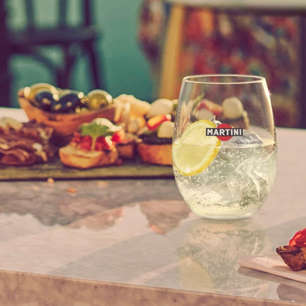 Напиток винный Martini Extra Dry белый сухой, 0.5л