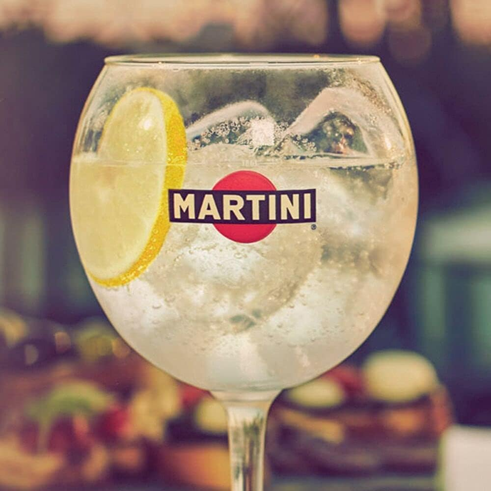Напиток винный Martini Extra Dry белый сухой, 1л