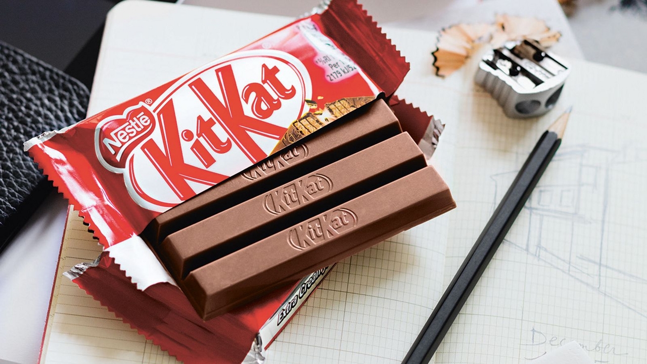 Шоколад Kit Kat молочный с хрустящей вафлей, 42г