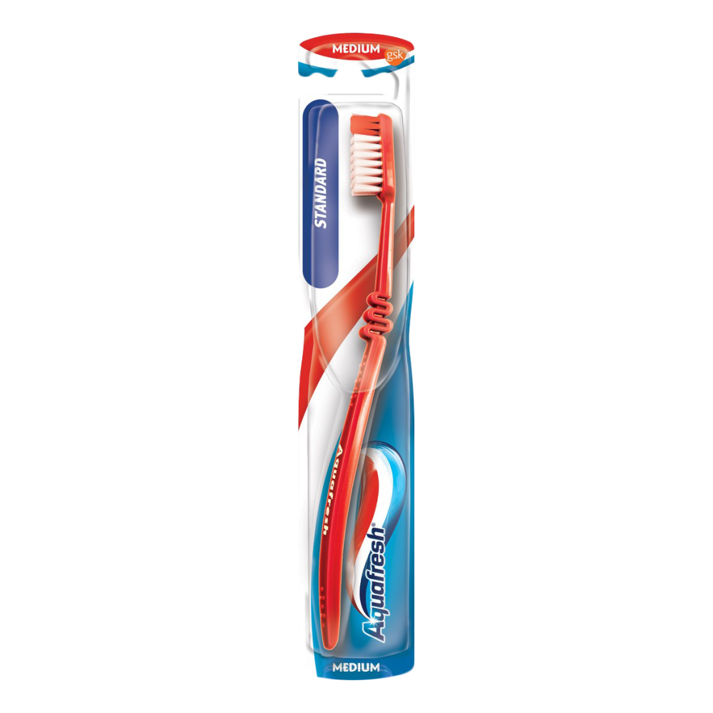 Зубная щетка Aquafresh Standard Medium