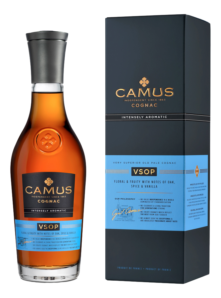 Коньяк Camus VSOP в подарочной упаковке, 0.5л